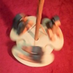 遊び道具シリーズその３：木製メリーゴーラウンド 2