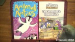 『Disney CLUB PENGUIN The Inventor's Apprentice』(Tracey West作、Ladybird Books Ltd、2010年)と『Animal Antics The Potty Penguin』(Lucy Courteny作、Phil Alderson画、Strips、2010年)